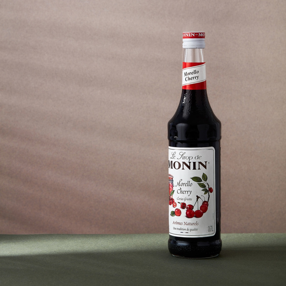 Monin Morello Cherry Syrup 70 cl Monin Morello Cherry Syrup 70 cl