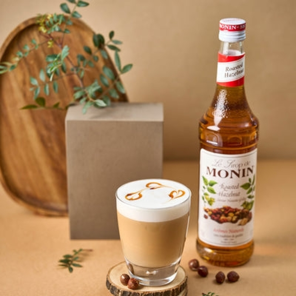 Monin Roasted Hazelnut Syrup 70 cl Monin Roasted Hazelnut Syrup 70 cl