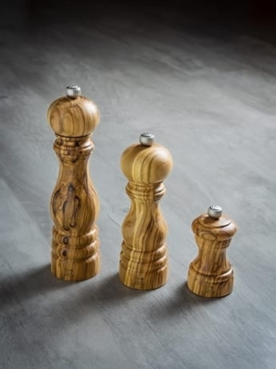 Saltkværn i Oliventræ, 10 cm, Bistro - Peugeot