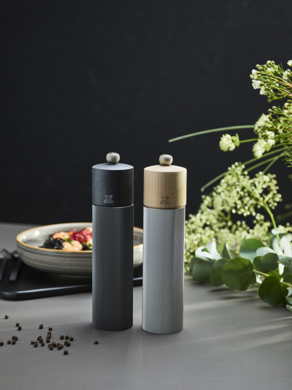 Line Saltmill, 22cm, Aluminium, Natural - Peugeot