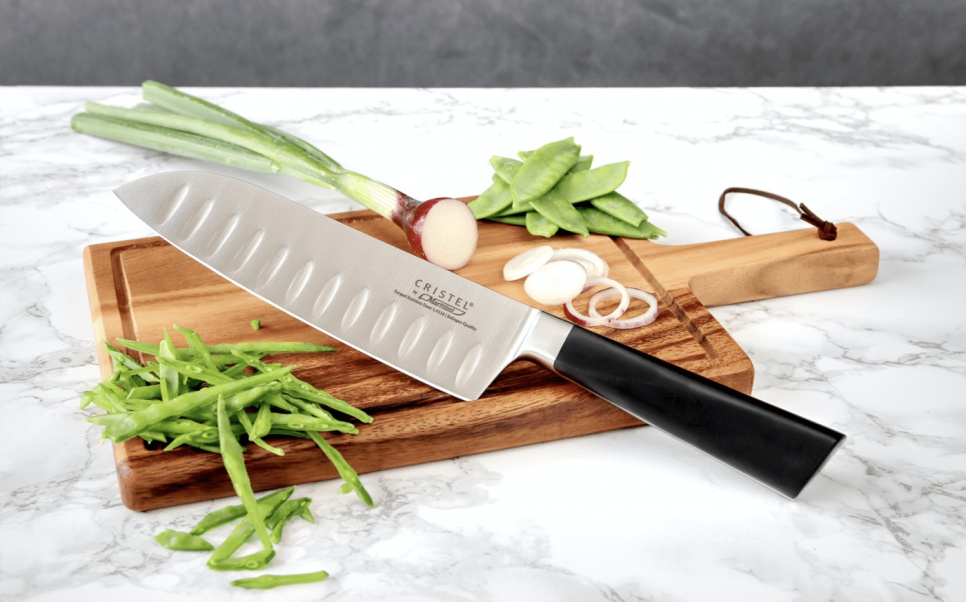 Santoku kniv, 18 cm - Cristel Santoku kniv, 18 cm - Cristel
