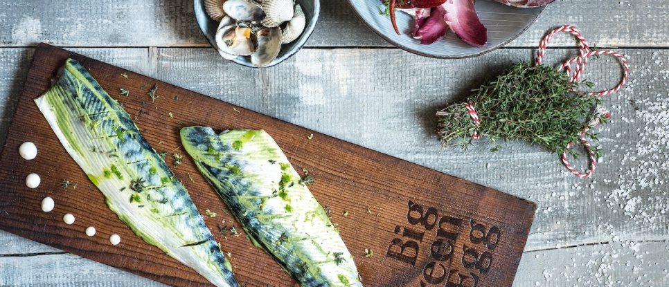 Grillplanke med alsmag - Big Green Egg