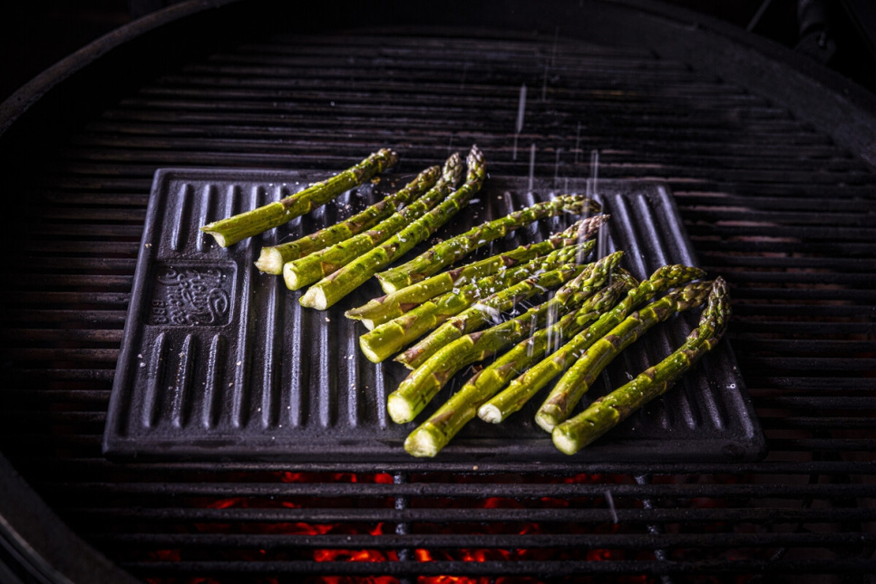 Emaljeret støbejern vendbar bageplade/grill, 41 x 29 cm - Holy Smoke BBQ  Emaljeret støbejern vendbar bageplade/grill, 41 x 29 cm - Holy Smoke BBQ