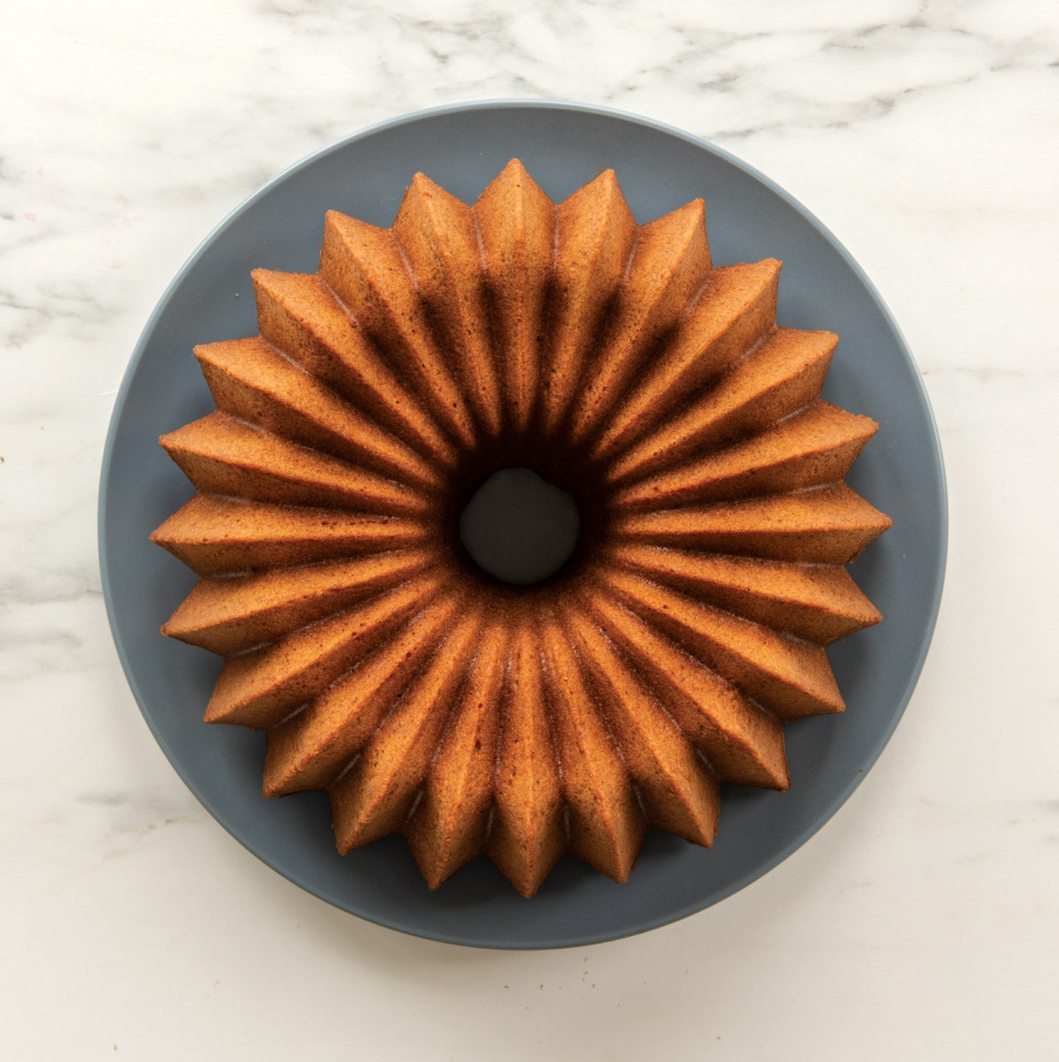 Bageform, Brilliance Bundt Cake - Nordic Ware Bageform, Brilliance Bundt Cake - Nordic Ware