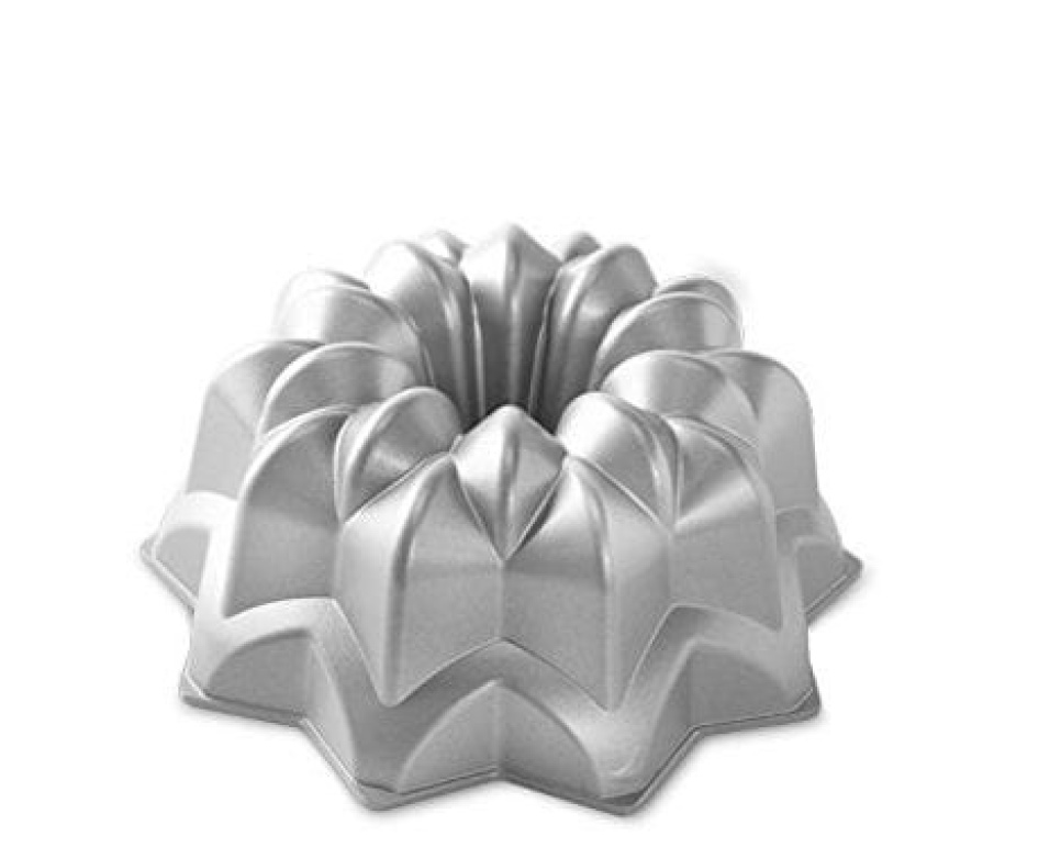 Bagetøj Vintage Star Bundt Pan - Nordic Ware i gruppen Bagning / Bageforme / Bageforme hos The Kitchen Lab (1422-22540)