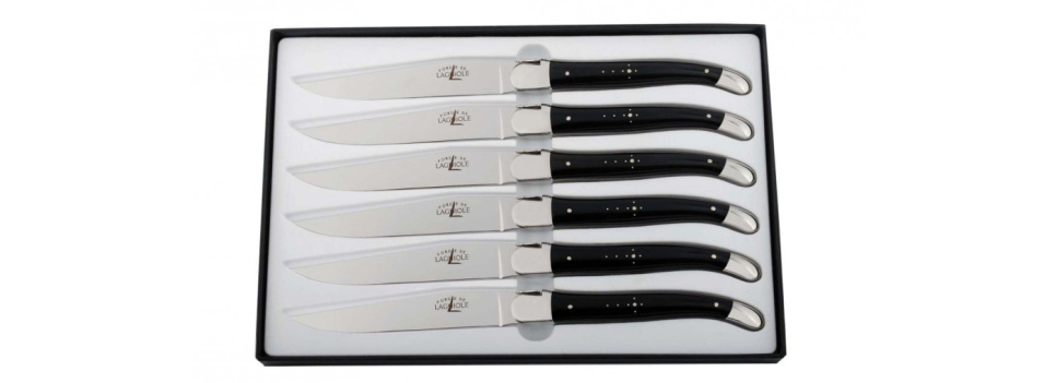 Sæt med 6 spiseknive med sorte kohornskafter i gruppen Borddækning / Bestik / Knivar hos The Kitchen Lab (1446-17100)