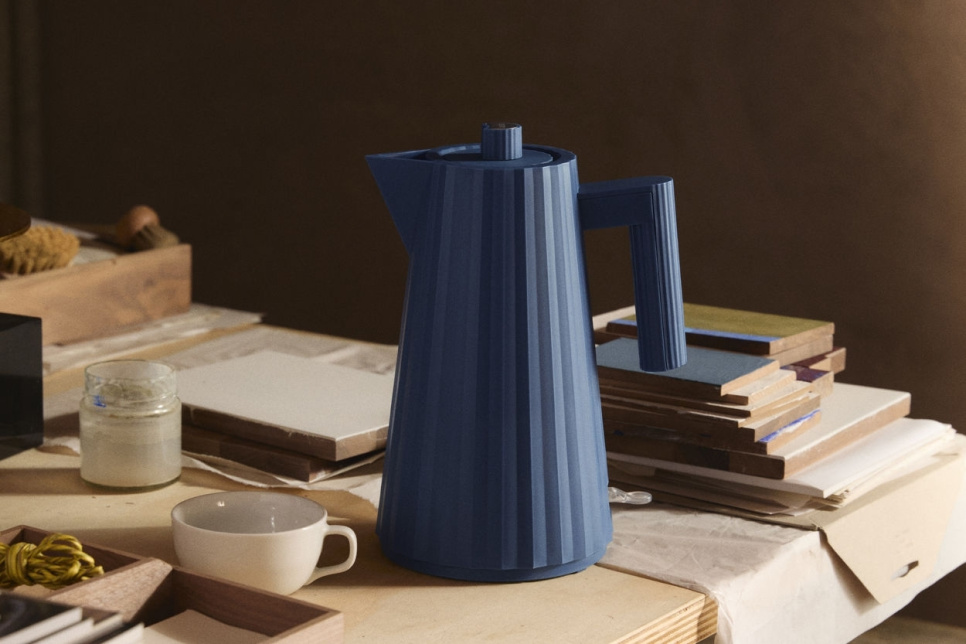 Kedel, Plissé, Blå - Alessi - 1,7 liter