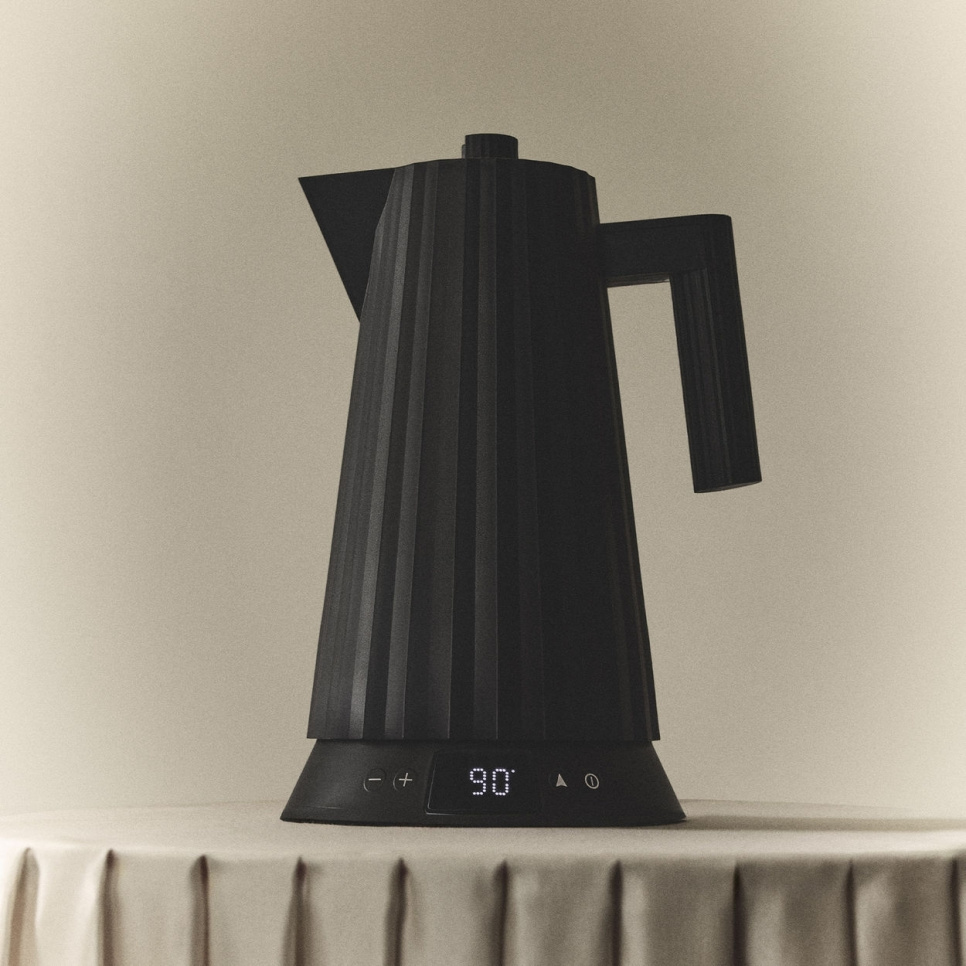 Kedel med temperaturkontrol, Plissé, Sort - Alessi