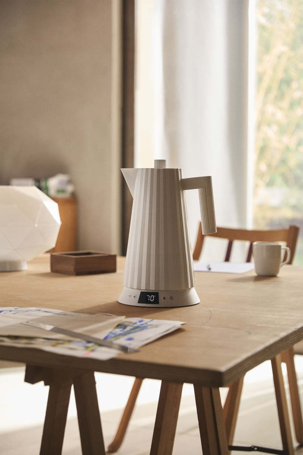 Kedel med temperaturkontrol, Plissé, Hvid - Alessi