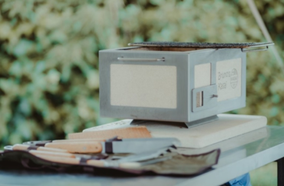 Bordgrill/konogrill med ramme i rustfrit stål, Lille 40 x 26 cm - Kasai Bordgrill/konogrill med ramme i rustfrit stål, Lille 40 x 26 cm - Kasai