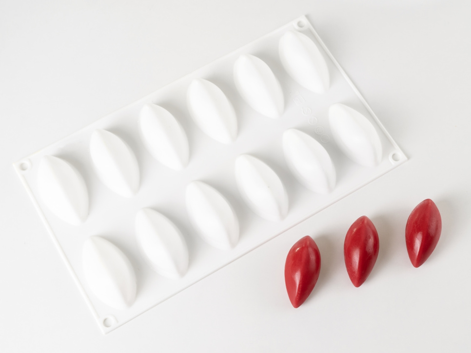 Silikoneform til dekoration, Quenelle - 100% Chef i gruppen Bagning / Bageforme / Silikone forme hos The Kitchen Lab (1532-31085)
