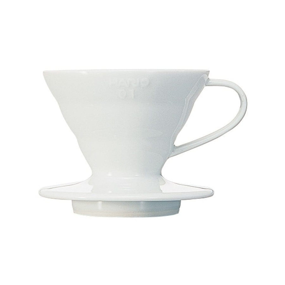 V60 01, Filterholder i porcelæn - Hario i gruppen Te & Kaffe / Kaffe brygning / Pour over / Filterholder hos The Kitchen Lab (1636-15925)