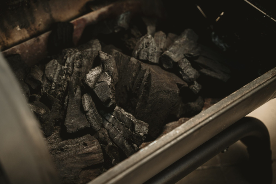 Grillkul, Chunx XL - Hardwood Lump Charcoal, 15,88 kg - Jealous Devil Grillkul, Chunx XL - Hardwood Lump Charcoal, 15,88 kg - Jealous Devil