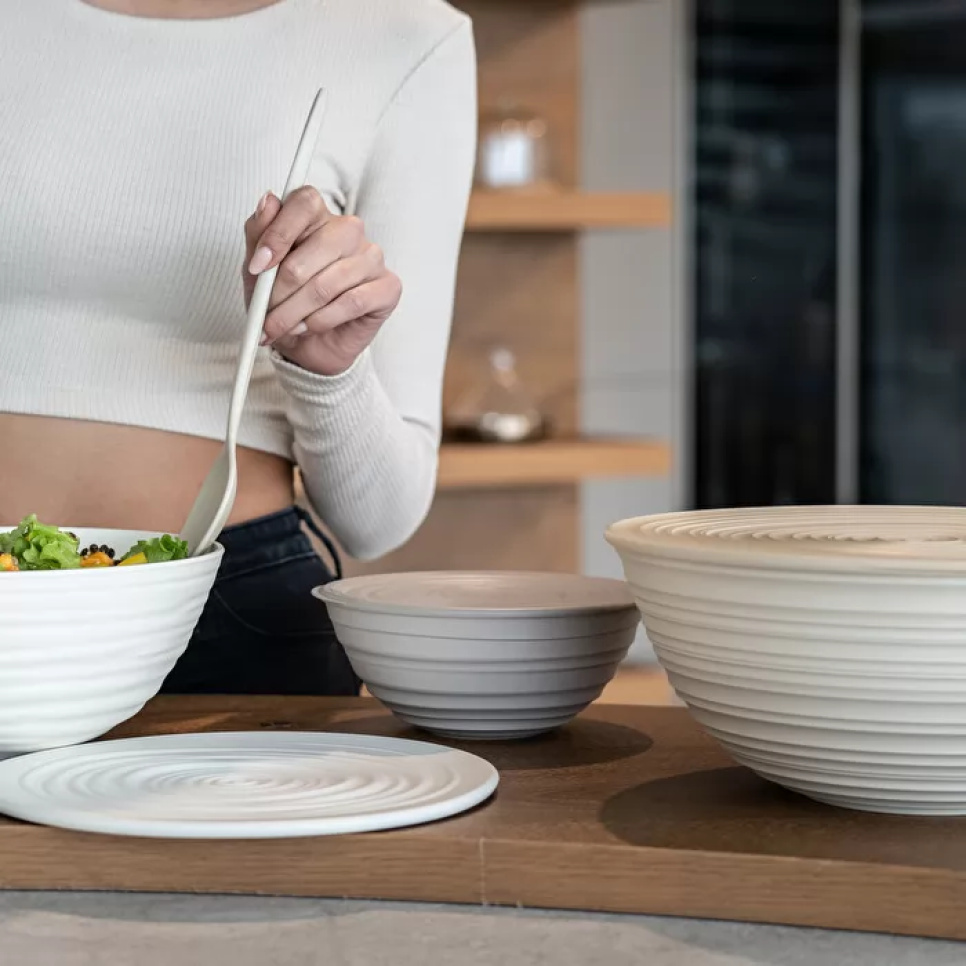 Serveringsskål med låg, M, Tierra - Guzzini Serveringsskål med låg, M, Tierra - Guzzini