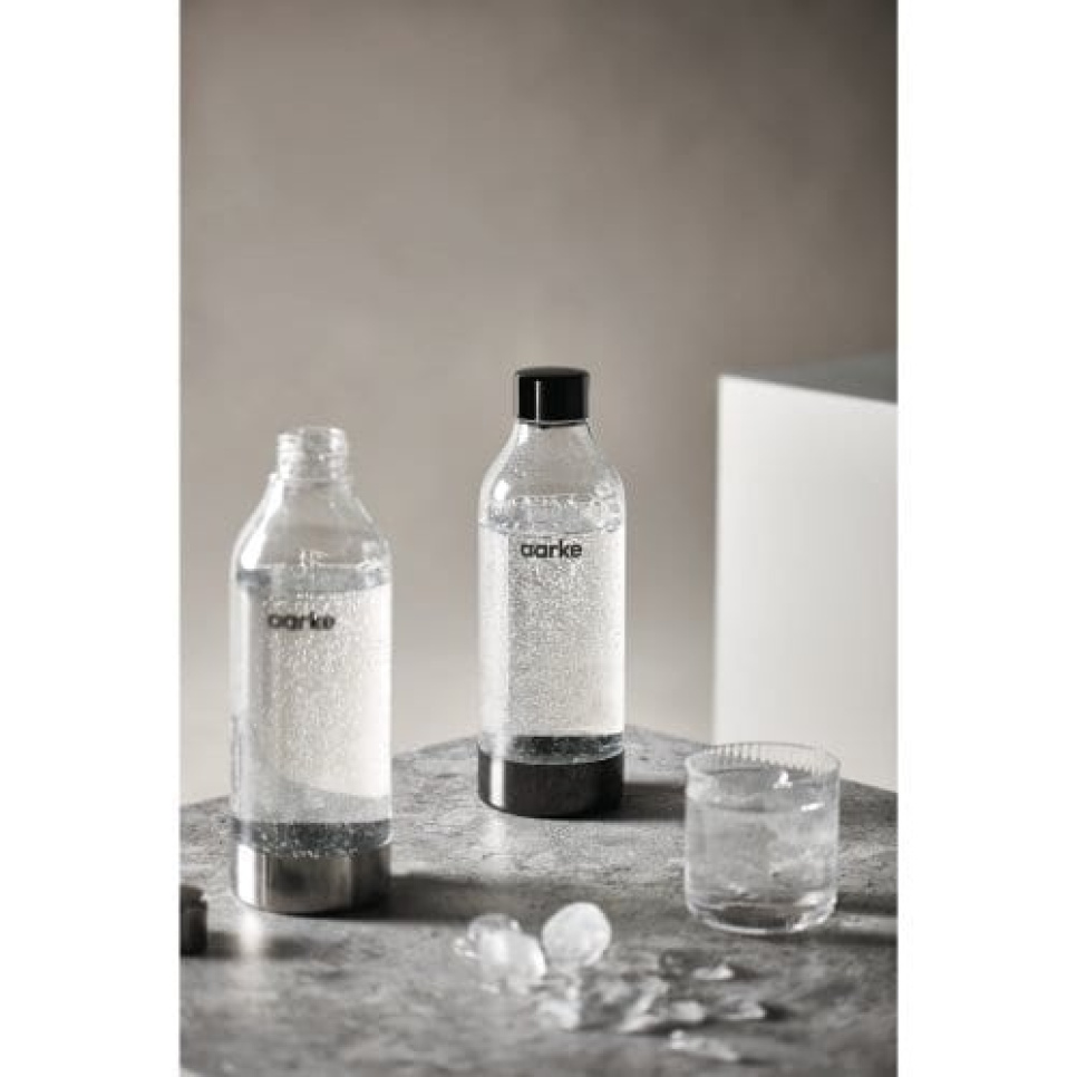 Vandflaske, PET, Børstet Stål - Aarke Vandflaske, PET, Børstet Stål - Aarke