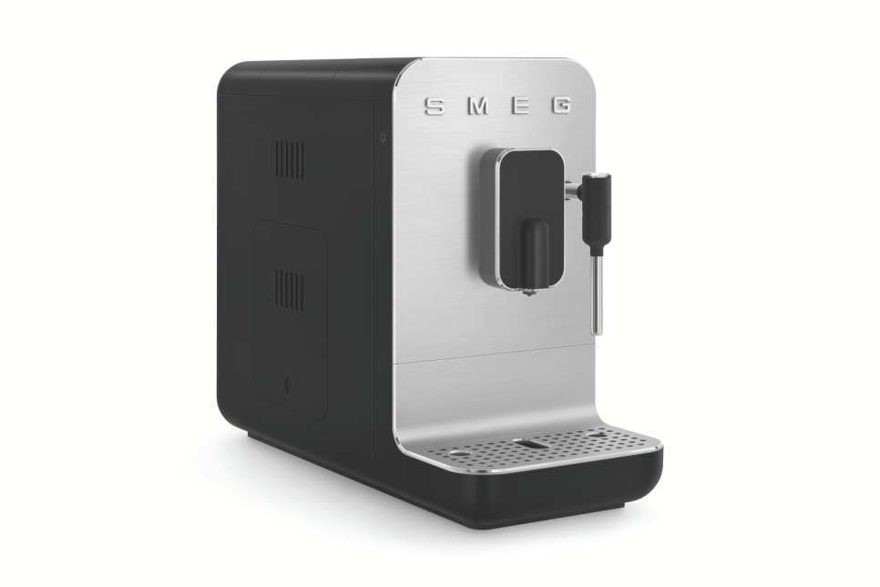 Fuldautomatisk espressomaskine med dampindsats, sort - Smeg i gruppen Te & Kaffe / Kaffe brygning / Espressomaskiner hos The Kitchen Lab (1984-24940)