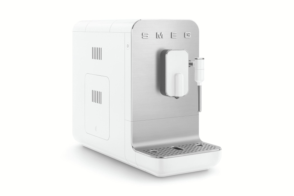 Fuldautomatisk espressomaskine med dampindsats, hvid - Smeg i gruppen Te & Kaffe / Kaffe brygning / Espressomaskiner hos The Kitchen Lab (1984-24941)