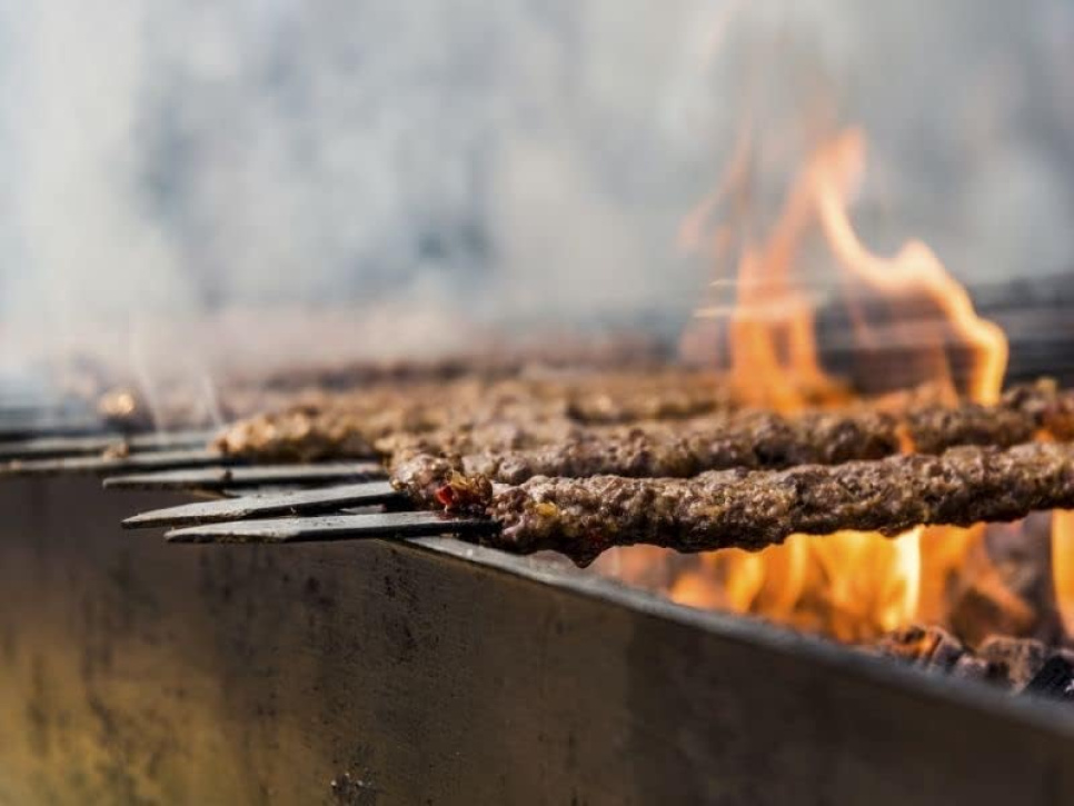 Flade grillspyd til kebab/adana, 60x2 cm i gruppen Grill, komfurer & ovne / Grill tilbehør / Grillspyd hos The Kitchen Lab (2128-33025)