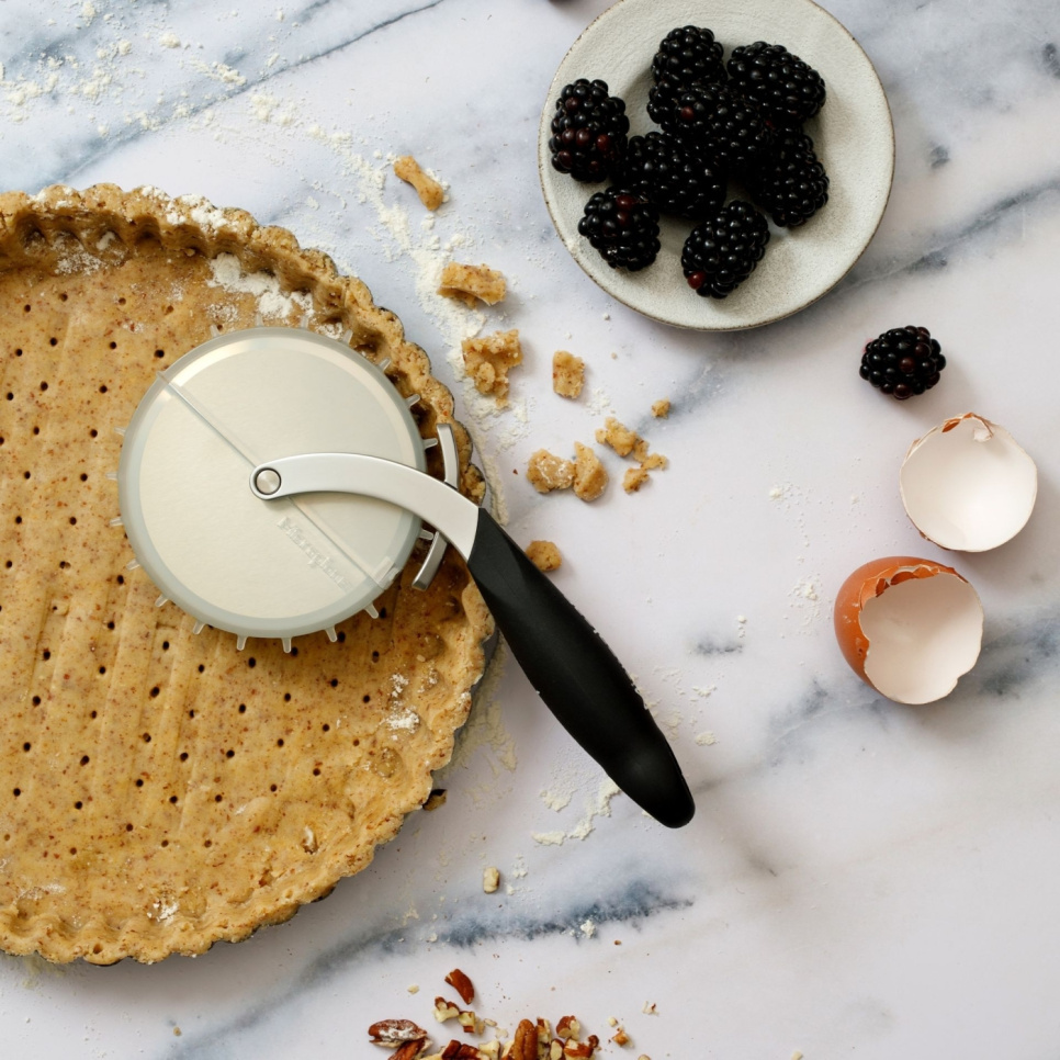 Pizzahjul, Professional Pizza Wheel - Microplane Pizzahjul, Professional Pizza Wheel - Microplane