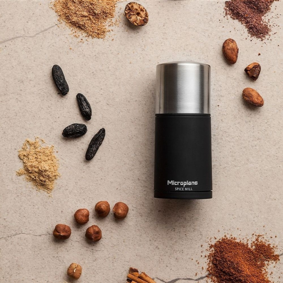 Krydderikværn med opbevaring, 2i1 - Microplane Krydderikværn med opbevaring, 2i1 - Microplane