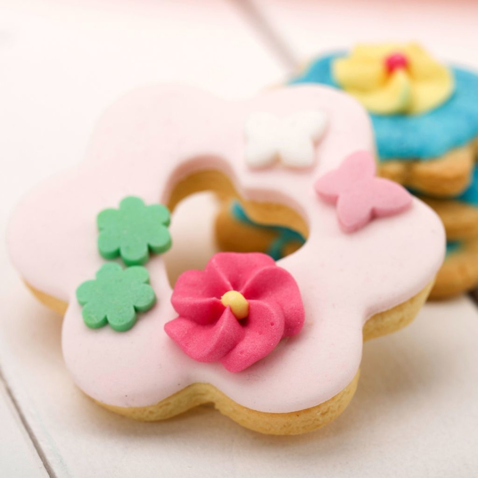 Peberkageform, Blomst med hjerte, 6,5 cm - Westmark Peberkageform, Blomst med hjerte, 6,5 cm - Westmark