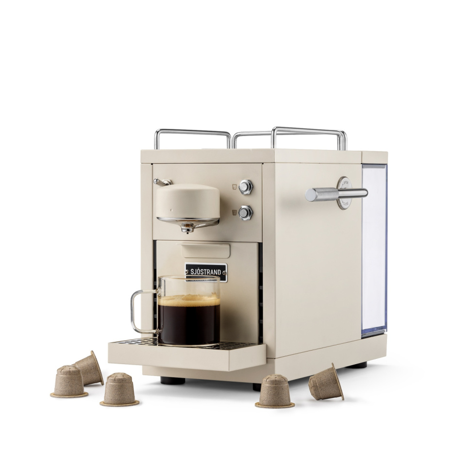 Kapselmaskine, Den originale espressokapselmaskine, Beige - Sjöstrand i gruppen Te & Kaffe / Kaffe brygning / Kaffemaskine hos The Kitchen Lab (2237-31694)