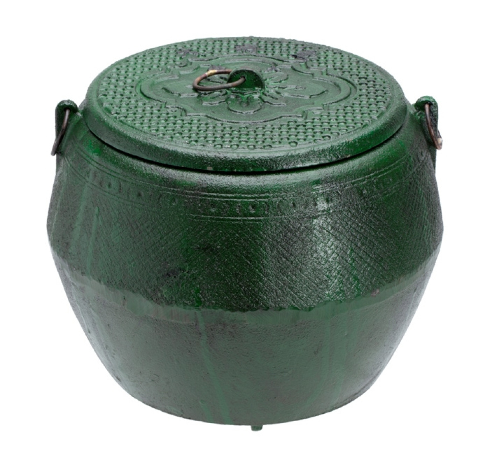 Beholdere til slukning og opbevaring af binchotan