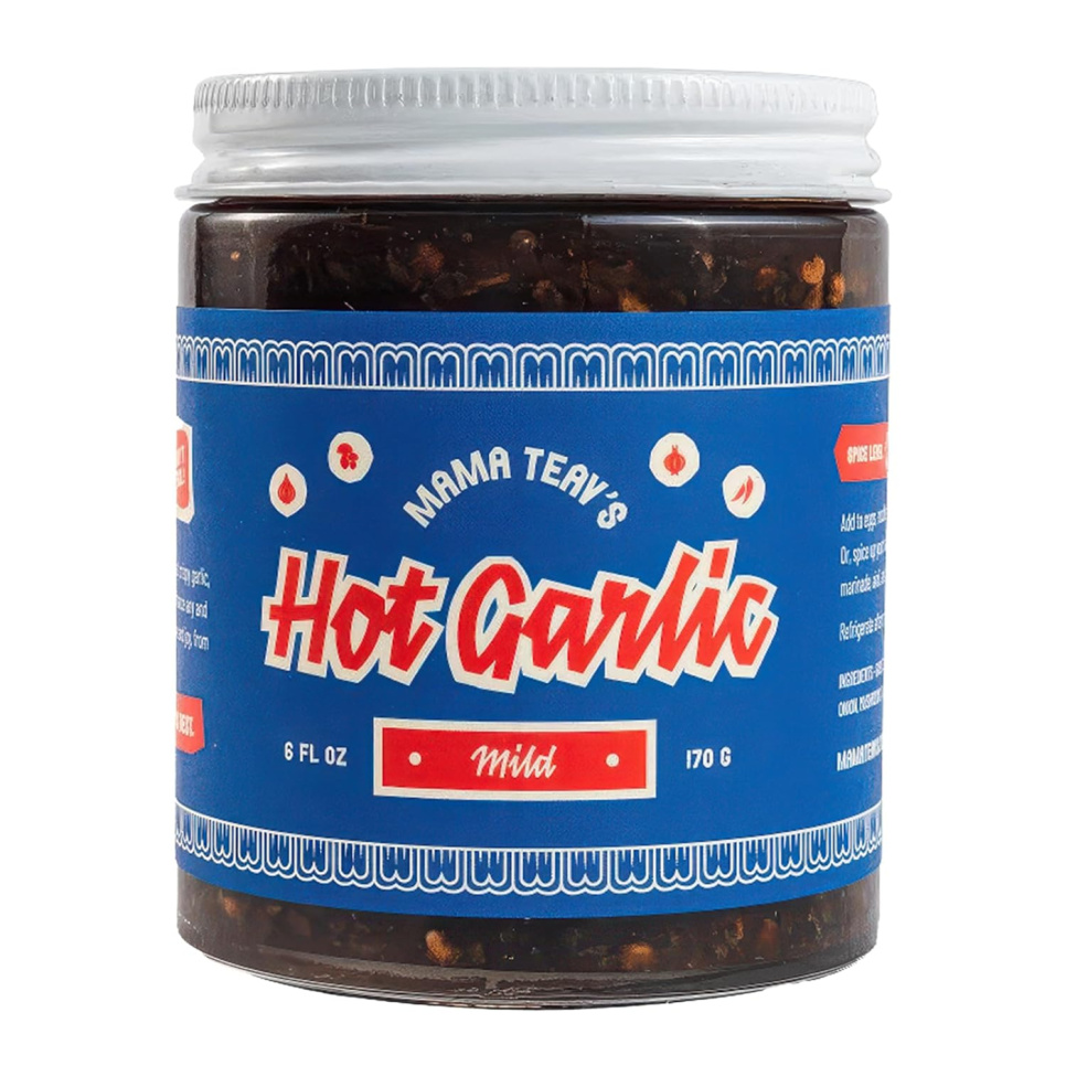 Mama Teav\'s Hot Garlic Chili Crisp (Mild), 170 g i gruppen Madlavning / Kolonial hos The Kitchen Lab (2253-33184)