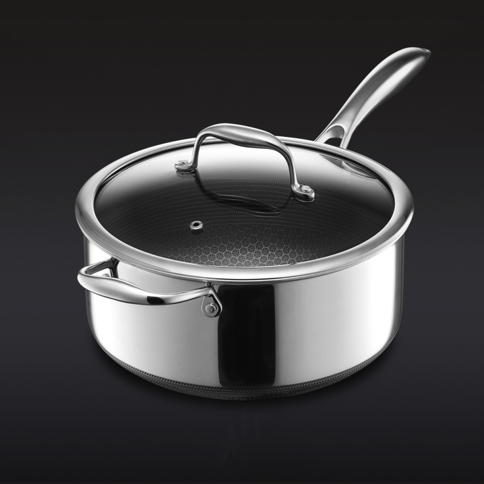 Kasserolle med glaslåg, nonstick, 4,7 L - Hexclad i gruppen Madlavning / Pander & Gryder / Kasseroller hos The Kitchen Lab (2262-33383)