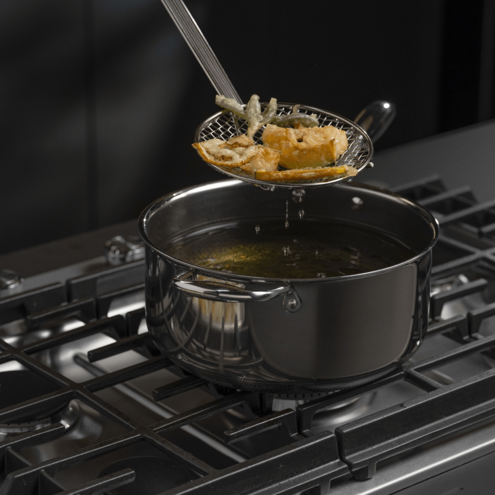 Kasserolle med glaslåg, nonstick, 4,7 L - Hexclad