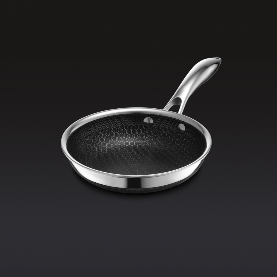 Stegepande, nonstick, 20 cm - Hexclad i gruppen Madlavning / Stegepande / Stegepander hos The Kitchen Lab (2262-33392)