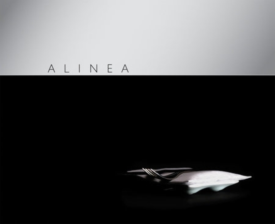 Alinea - Grant Achatz i gruppen Madlavning / Kogebøger / Køkkener & Kulturer / USA hos The Kitchen Lab (2304-36116)